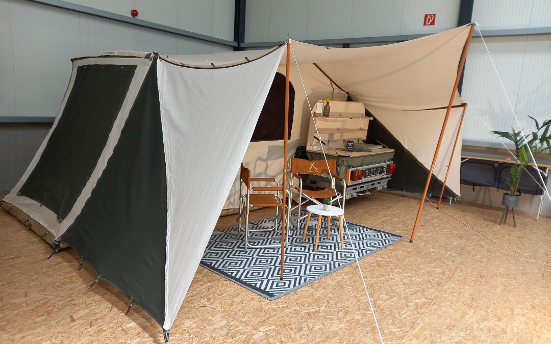VERKOCHT: Holtkamper Cocoon MTT Modulair, 2014, met luxe HPL white-keuken